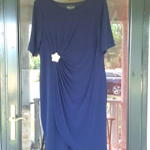 Connected Woman Navy faux wrap umpire waist dress. Never worn. Size 18W.